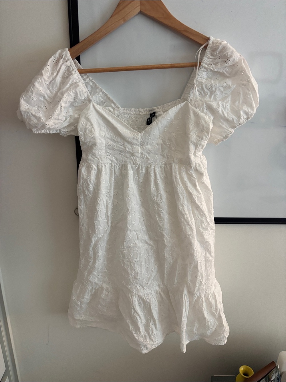 H&M White Eyelet Puff-Sleeve Mini Dress